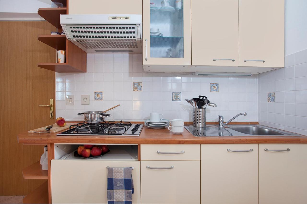 Apartments Agava Romantic Рабац Екстериор снимка
